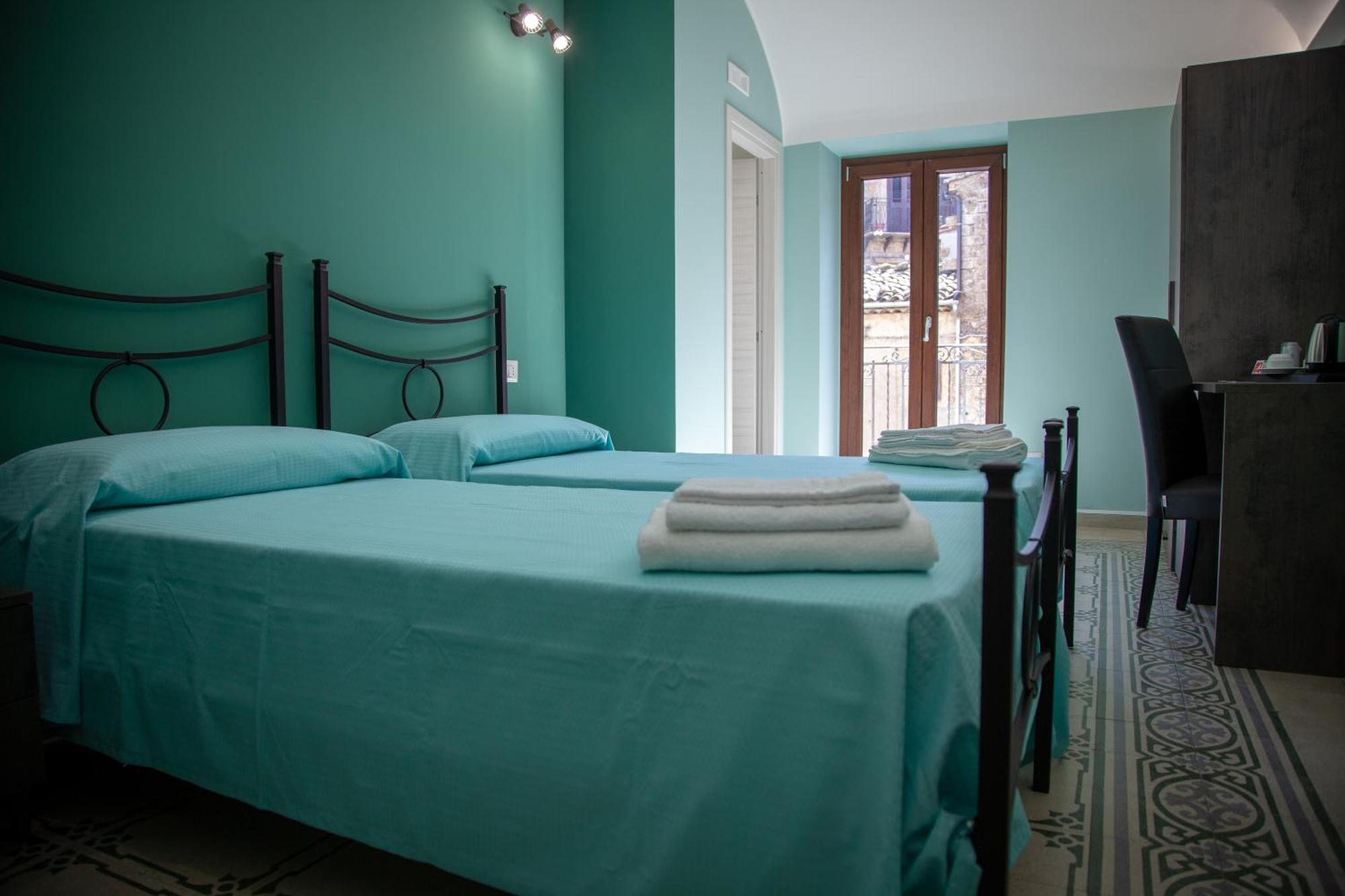 Al Centro Casa Vacanze Mistretta Quarto foto