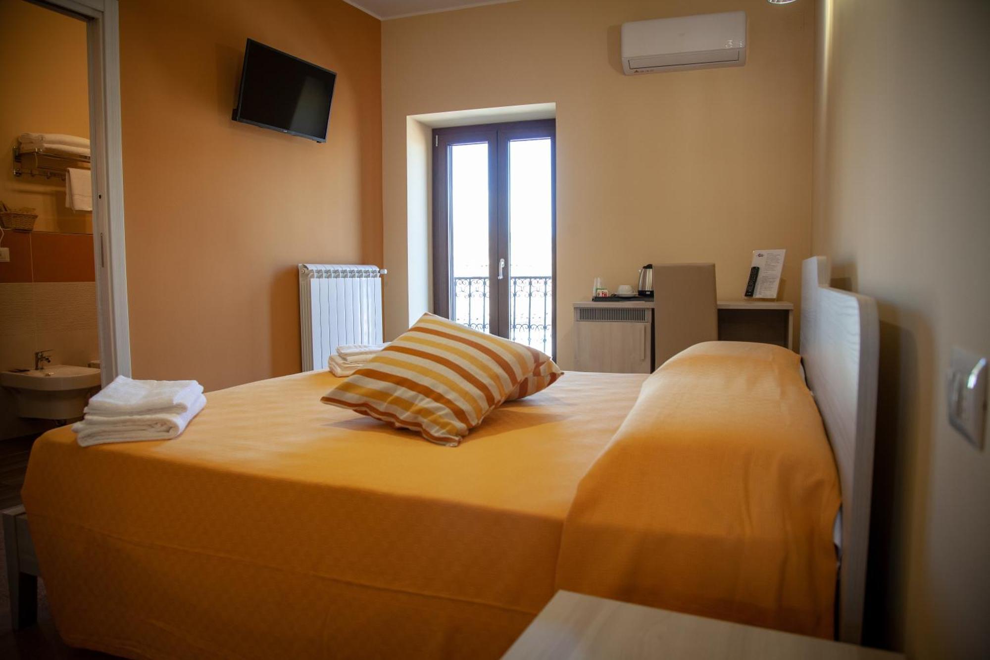 Al Centro Casa Vacanze Mistretta Quarto foto